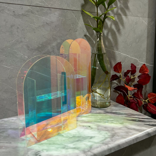 Acrylic Vase is Trendy Now: How to Decorate with Acrylic Vases